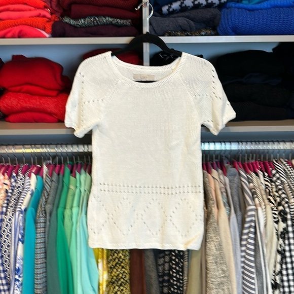 Loft white short sleeve scoop neck sweater size XXS - Picture 1 of 3